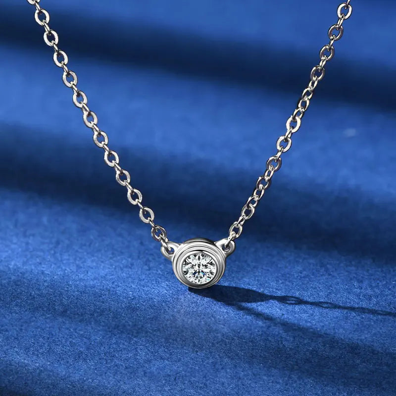 3mm Single Stone Moissanite Necklace – D Color Classic Sparkling Pendant in 925 Silver for Women