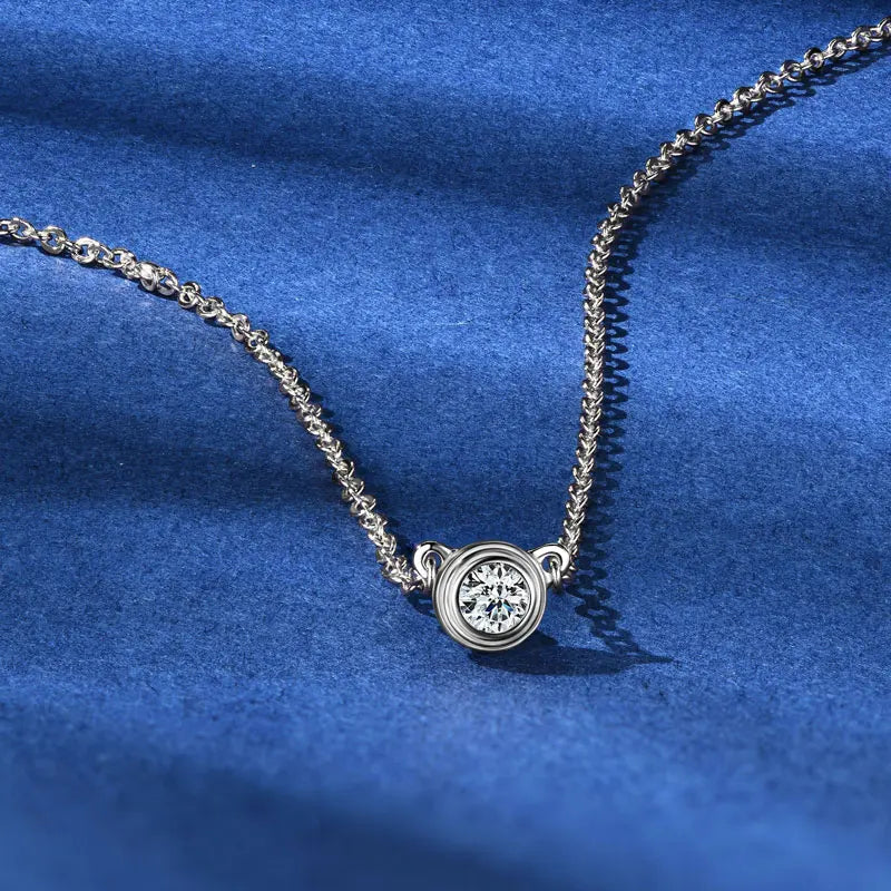 3mm Single Stone Moissanite Necklace – D Color Classic Sparkling Pendant in 925 Silver for Women